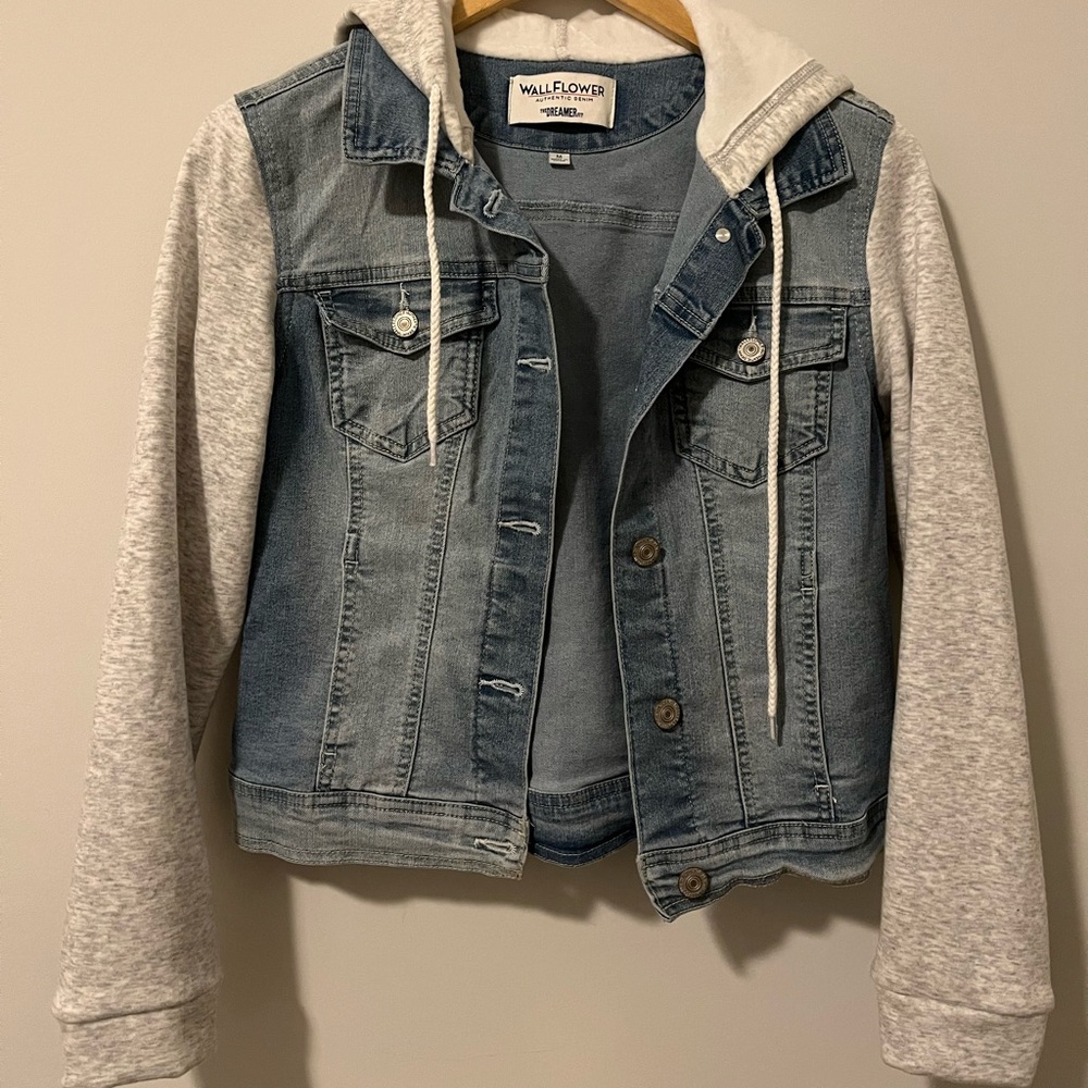 Wall flower jacket